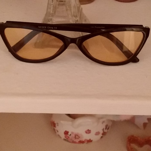 Funky-Fresh Glasses - Picture 2 of 2